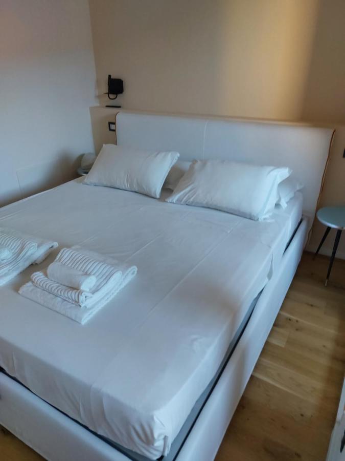My Space In Rome - NEW - Colosseo - Via Leonina Esterno foto