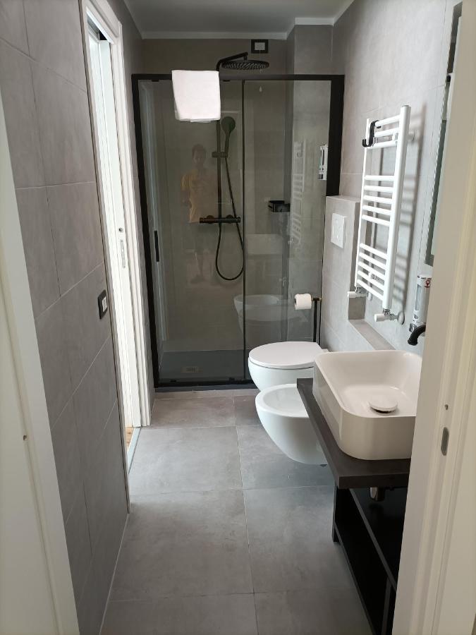 My Space In Rome - NEW - Colosseo - Via Leonina Esterno foto